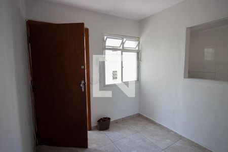 Sala de apartamento para alugar com 2 quartos, 40m² em Conjunto Residencial José Bonifácio, São Paulo