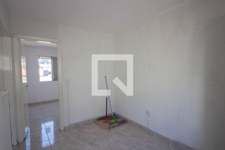 Sala de apartamento para alugar com 2 quartos, 40m² em Conjunto Residencial José Bonifácio, São Paulo