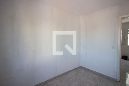 Quarto 1 de apartamento para alugar com 2 quartos, 40m² em Conjunto Residencial José Bonifácio, São Paulo