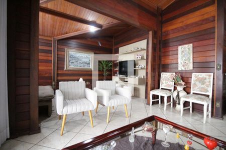 Sala de casa à venda com 4 quartos, 260m² em Garças, Belo Horizonte