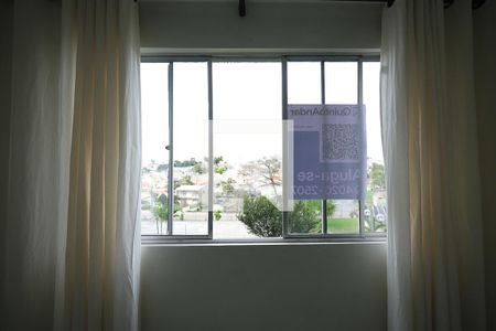 Vista da Sala de apartamento para alugar com 3 quartos, 62m² em Novo Mundo, Curitiba