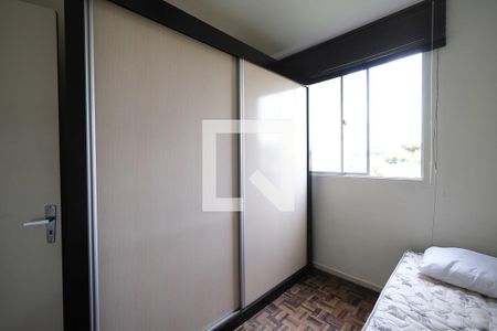 Quarto 1 de apartamento para alugar com 3 quartos, 62m² em Novo Mundo, Curitiba