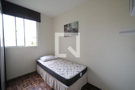 Quarto 1 de apartamento para alugar com 3 quartos, 62m² em Novo Mundo, Curitiba