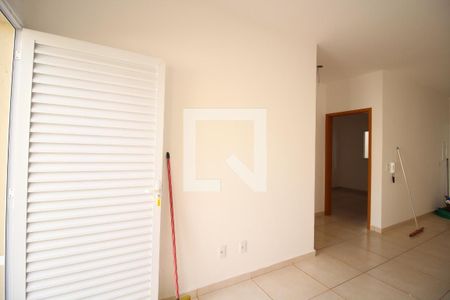 Sala de casa para alugar com 2 quartos, 47m² em Parque Sao Sebastiao, Ribeirão Preto