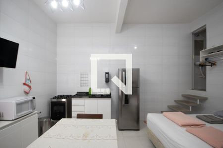 Cozinha de casa para alugar com 1 quarto, 25m² em Vila Isolina Mazzei, São Paulo