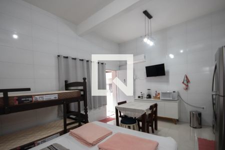 Sala/Quarto de casa para alugar com 1 quarto, 25m² em Vila Isolina Mazzei, São Paulo