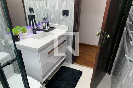 Banheiro 2 de casa para alugar com 3 quartos, 340m² em Vila Yolanda, Osasco