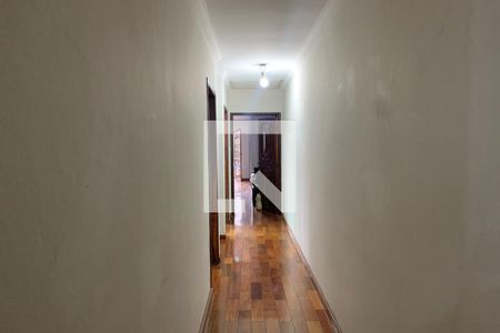 Casa para alugar com 340m², 3 quartos e 7 vagas Casa para alugar com 340m², 3 quartos e 7 vagasCorredor