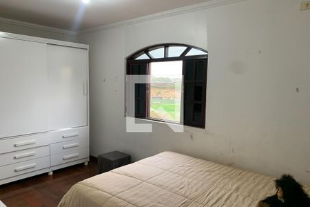 Casa para alugar com 340m², 3 quartos e 7 vagas Casa para alugar com 340m², 3 quartos e 7 vagasQuarto 2