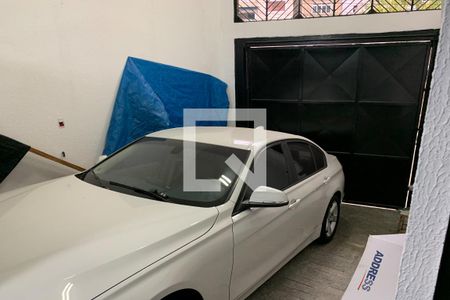 Casa para alugar com 340m², 3 quartos e 7 vagas Casa para alugar com 340m², 3 quartos e 7 vagasGaragem