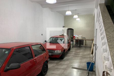 Casa para alugar com 340m², 3 quartos e 7 vagas Casa para alugar com 340m², 3 quartos e 7 vagasGaragem