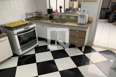 Casa para alugar com 340m², 3 quartos e 7 vagas Casa para alugar com 340m², 3 quartos e 7 vagasCozinha