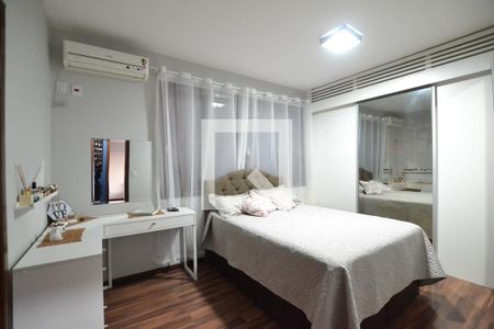 Suíte com closet de apartamento à venda com 2 quartos, 101m² em Nonoai, Porto Alegre