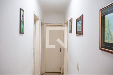 corredor de apartamento à venda com 3 quartos, 100m² em Taquara, Rio de Janeiro