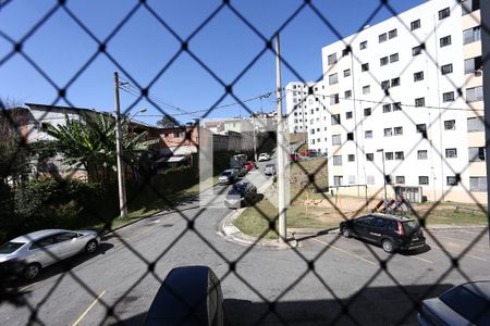 Quarto 1 vista de apartamento para alugar com 2 quartos, 40m² em Jardim Mirna, Taboão da Serra