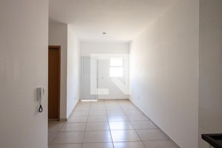 Casa de condomínio para alugar com 47m², 2 quartos e 2 vagasSala