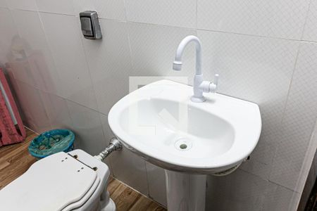 Sala 1 - Lavabo de casa à venda com 4 quartos, 130m² em Vila Nhocuné, São Paulo