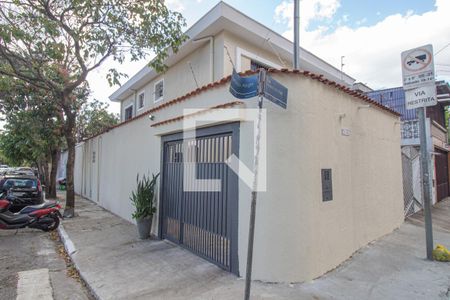 Fachada de casa à venda com 2 quartos, 180m² em Brooklin Paulista, São Paulo