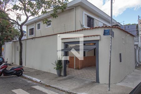 Fachada de casa à venda com 2 quartos, 180m² em Brooklin Paulista, São Paulo