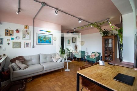 Sala de apartamento à venda com 2 quartos, 75m² em Vila Hamburguesa, São Paulo