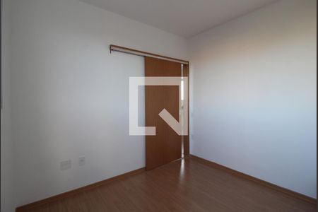 Quarto 2 de apartamento para alugar com 2 quartos, 40m² em Caguaçu, Sorocaba