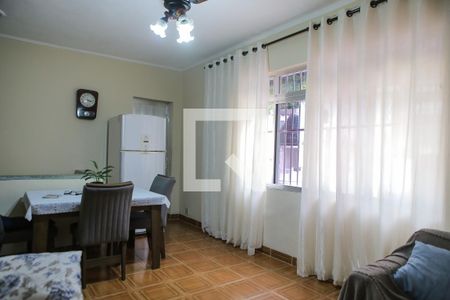 Sala de casa para alugar com 3 quartos, 200m² em Marapé, Santos