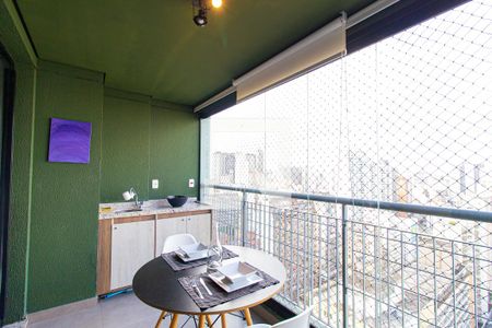 Varanda de kitnet/studio para alugar com 1 quarto, 35m² em Bela Vista, São Paulo