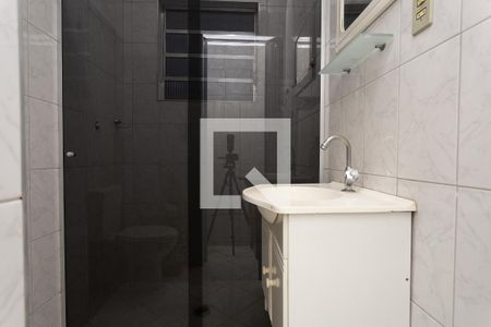 Casa à venda com 138m², 3 quartos e 3 vagas Casa à venda com 138m², 3 quartos e 3 vagasBanheiro da Edícula