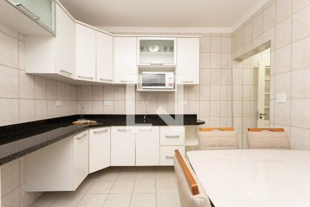 Casa à venda com 138m², 3 quartos e 3 vagas Casa à venda com 138m², 3 quartos e 3 vagasCozinha