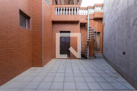 Casa à venda com 138m², 3 quartos e 3 vagas Casa à venda com 138m², 3 quartos e 3 vagasQuintal