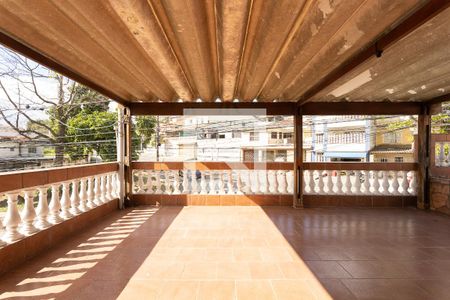 Casa à venda com 138m², 3 quartos e 3 vagas Casa à venda com 138m², 3 quartos e 3 vagasQuarto 2