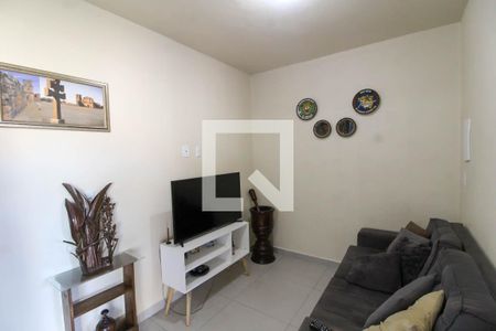 Sala de casa à venda com 2 quartos, 75m² em Harmonia, Canoas