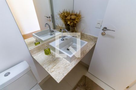 Lavabo de apartamento à venda com 3 quartos, 106m² em Taquaral, Campinas