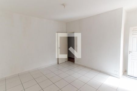 Quarto 1   de casa para alugar com 2 quartos, 80m² em Vila Maria Alta, São Paulo