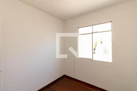 Quarto 2 de apartamento para alugar com 2 quartos, 65m² em Nova Gameleira, Belo Horizonte