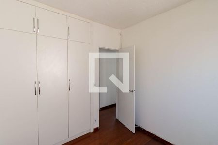 Quarto 2 de apartamento para alugar com 2 quartos, 65m² em Nova Gameleira, Belo Horizonte