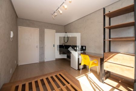 Sala - Quarto - Cozinha de kitnet/studio para alugar com 1 quarto, 17m² em Rio Branco, Porto Alegre
