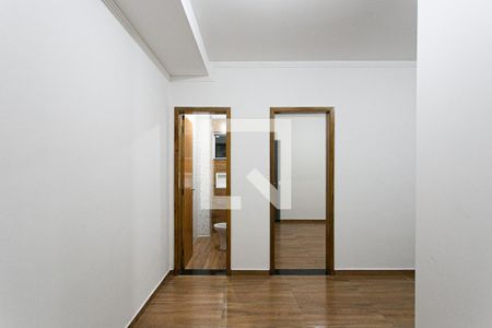 Sala de kitnet/studio para alugar com 1 quarto, 30m² em Vila Antonina, São Paulo