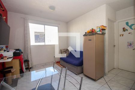 Sala de apartamento à venda com 2 quartos, 45m² em Rubem Berta, Porto Alegre