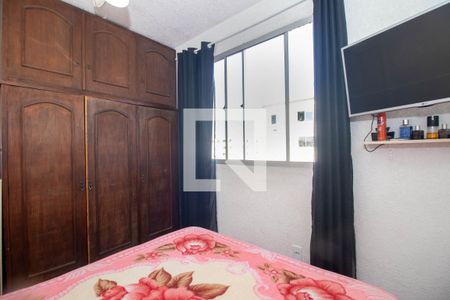 Quarto 1 de apartamento à venda com 2 quartos, 45m² em Rubem Berta, Porto Alegre