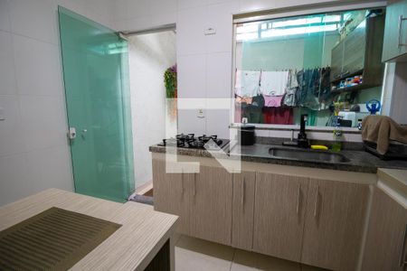 Cozinha de casa de condomínio à venda com 2 quartos, 70m² em Vila Curuçá Velha, São Paulo