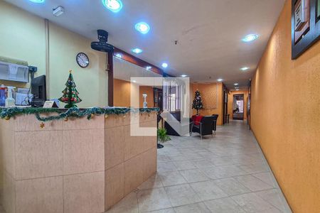 Apartamento à venda com 60m², 2 quartos e 1 vaga Apartamento à venda com 60m², 2 quartos e 1 vagaHall social