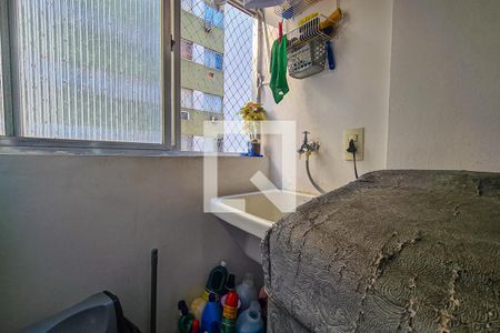 Apartamento à venda com 60m², 2 quartos e 1 vaga Apartamento à venda com 60m², 2 quartos e 1 vagaÁrea de Serviço