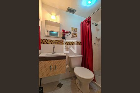 Apartamento à venda com 60m², 2 quartos e 1 vaga Apartamento à venda com 60m², 2 quartos e 1 vagaBanheiro da Suíte