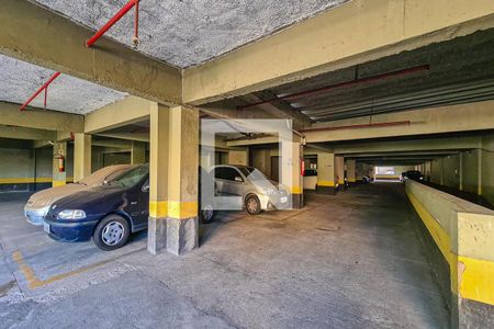 Apartamento à venda com 60m², 2 quartos e 1 vaga Apartamento à venda com 60m², 2 quartos e 1 vagaGaragem