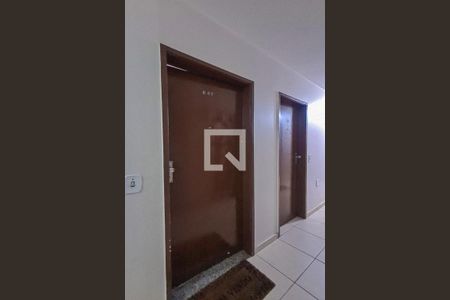Apartamento à venda com 60m², 2 quartos e 1 vaga Apartamento à venda com 60m², 2 quartos e 1 vagaEntrada
