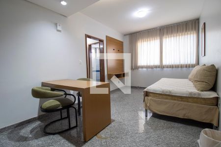Sala de apartamento para alugar com 1 quarto, 36m² em Setor Central, Goiânia