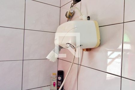 Casa à venda com 210m², 3 quartos e 2 vagas Casa à venda com 210m², 3 quartos e 2 vagasBanheiro