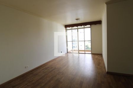 Apartamento à venda com 74m², 3 quartos e 1 vagaSala