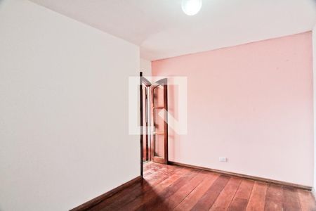 Quarto 2 de casa para alugar com 3 quartos, 200m² em Vila Penteado, São Paulo